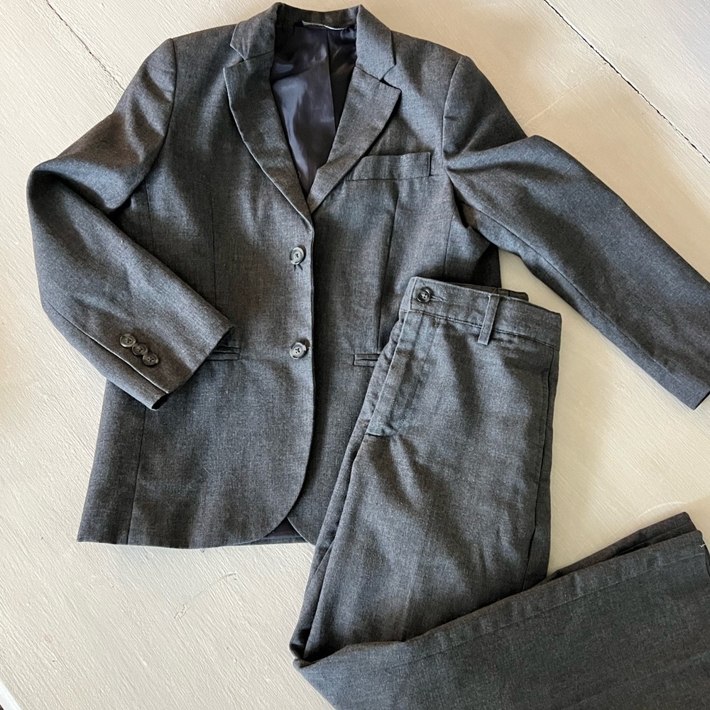 Boys Gray Suit Size 8 Cherokee Blazer Dress Pants Formal Set
